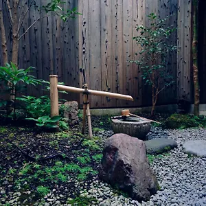 ゲストハウス Kotone Machiya-inn 京町家旅宿 小都音